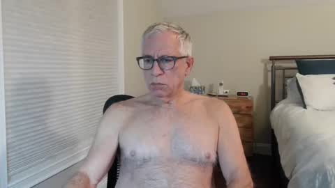 Snapshot of fitman999 chatting on 6, 12, 2024 Jon online show from 6, 12, 2024