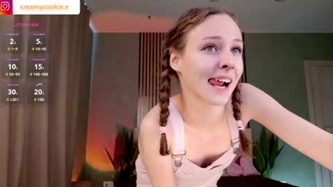 Snapshot of fixielu chatting on 11, 7, 2026 im Linda please give me thumbs up online show from 11, 7, 2026