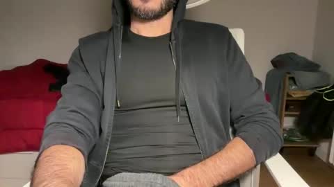 Snapshot of fla85 chatting on 20, 10, 2025 Fla is short for Flavio online show from 20, 10, 2025