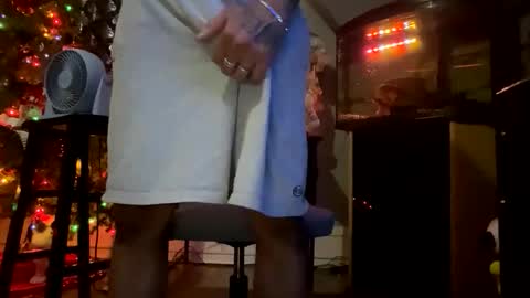 Snapshot of flacobule chatting on 23, 12, 2025 FlacoBule online show from 23, 12, 2025