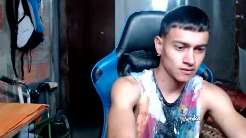 Snapshot of flacolatind chatting on 19, 11, 2025 FLACO online show from 19, 11, 2025