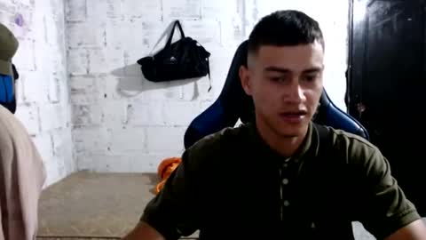 Snapshot of flacolatind chatting on 17, 12, 2025 FLACO online show from 17, 12, 2025