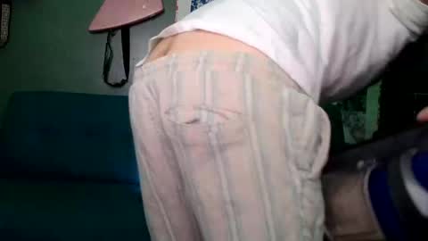 Flannel Dong online show from 25, 11, 2025