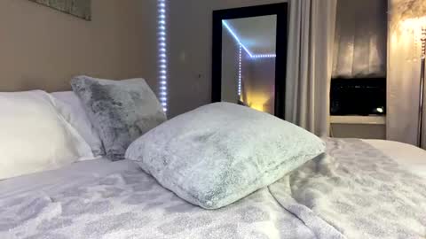 Roxy online show from 21, 2, 2025