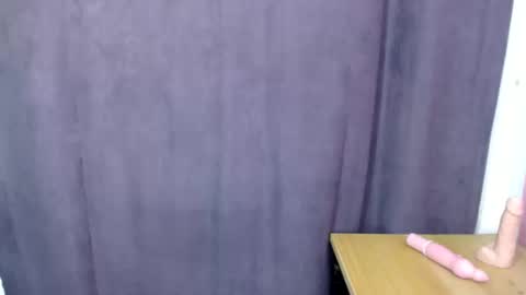 Snapshot of flirtangel93 chatting on 18, 10, 2025 Angel online show from 18, 10, 2025