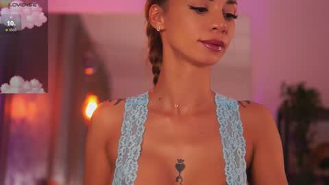 Ana online show from 5, 1, 2025