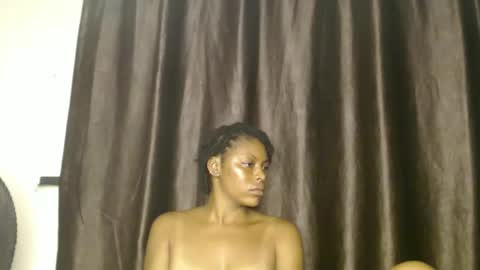 Snapshot of flirty_xxbonny chatting on 3, 6, 2026 flirty_xxbonny online show from 3, 6, 2026