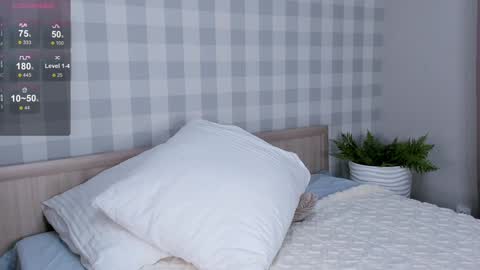 Snapshot of flirtykitty_ chatting on 24, 12, 2024 Emely online show from 24, 12, 2024