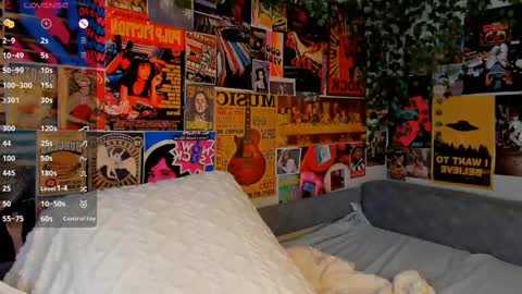 Snapshot of flirtykitty_ chatting on 1, 3, 2025 Emely online show from 1, 3, 2025