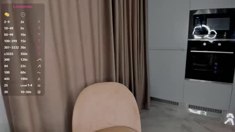 Snapshot of flirtykitty_ chatting on 6, 10, 2025 Emely online show from 6, 10, 2025