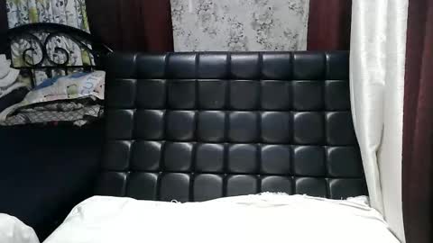 Snapshot of flirtymistressx chatting on 28, 10, 2025 FlirtyMistressX online show from 28, 10, 2025