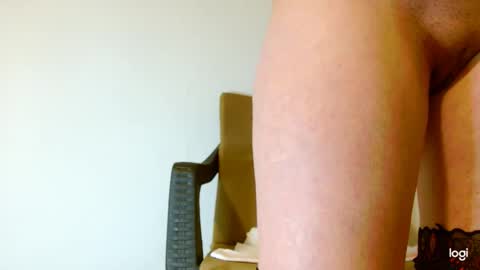 Snapshot of flirtysecretary123 chatting on 13, 12, 2025 flirtysecretary123 online show from 13, 12, 2025