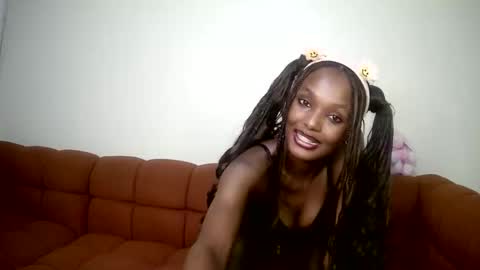 Snapshot of flirtyy_sheery chatting on 25, 11, 2025 sheery online show from 25, 11, 2025