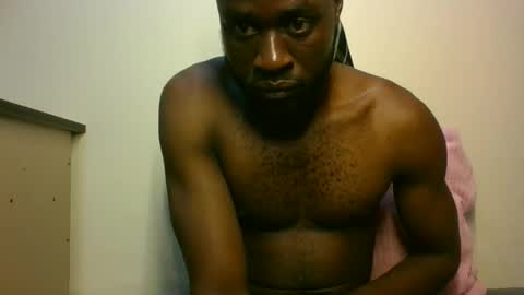 Snapshot of floppy_black chatting on 2, 12, 2025 floppy_black online show from 2, 12, 2025