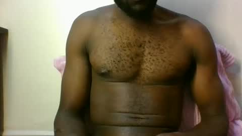 Snapshot of floppy_black chatting on 13, 12, 2025 floppy_black online show from 13, 12, 2025