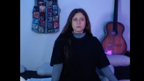 flor3citarockera online show from 15, 4, 2026