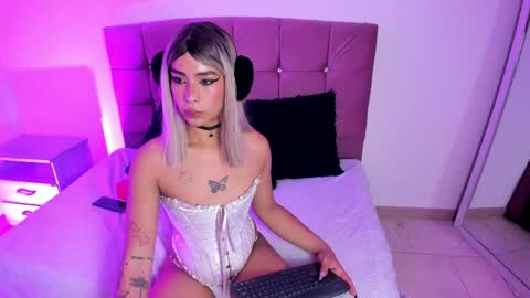  Flor  online show from 17, 4, 2026
