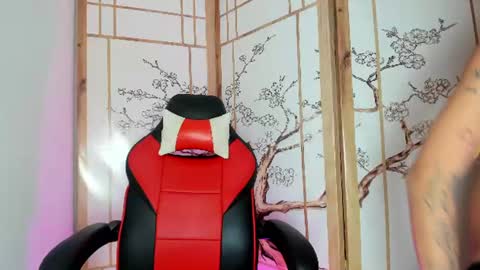 Snapshot of flor_pink chatting on 26, 6, 2026 Flor online show from 26, 6, 2026