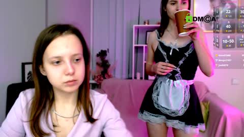 Snapshot of flora_ri chatting on 3, 2, 2025 just ask me online show from 3, 2, 2025