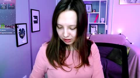 Snapshot of flora_ri chatting on 10, 2, 2025 just ask me online show from 10, 2, 2025