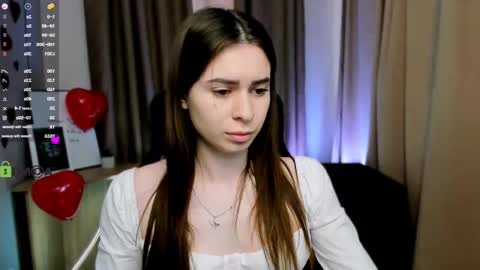 Snapshot of flora_ri chatting on 19, 2, 2025 just ask me online show from 19, 2, 2025