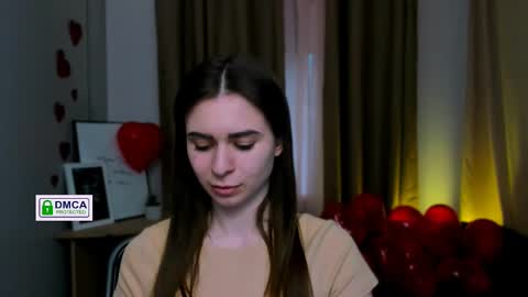 Snapshot of flora_ri chatting on 25, 2, 2025 just ask me online show from 25, 2, 2025