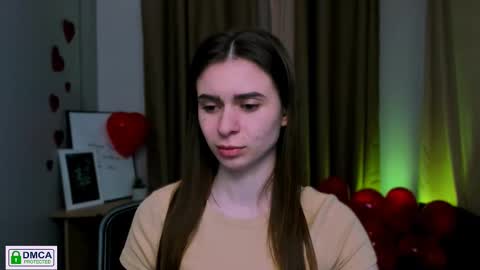 Snapshot of flora_ri chatting on 25, 2, 2025 just ask me online show from 25, 2, 2025