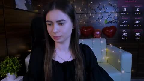 Snapshot of flora_ri chatting on 6, 3, 2025 just ask me online show from 6, 3, 2025