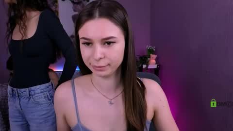 Snapshot of flora_ri chatting on 17, 2, 2026 just ask me online show from 17, 2, 2026