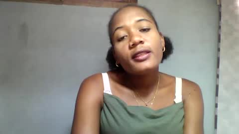 Snapshot of florencia011 chatting on 12, 2, 2025 florencia011 online show from 12, 2, 2025