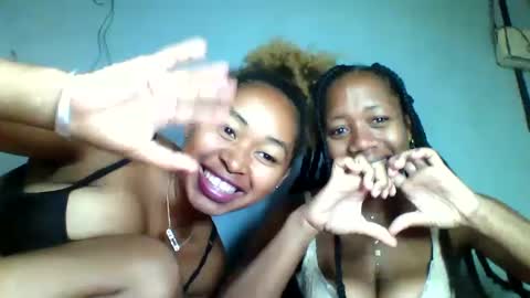 Snapshot of florencia011 chatting on 17, 2, 2025 florencia011 online show from 17, 2, 2025