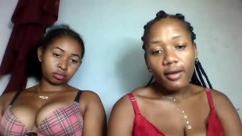 Snapshot of florencia011 chatting on 20, 2, 2025 florencia011 online show from 20, 2, 2025