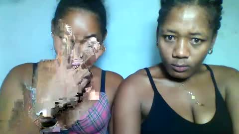 Snapshot of florencia011 chatting on 27, 2, 2025 florencia011 online show from 27, 2, 2025