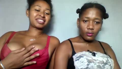 Snapshot of florencia011 chatting on 28, 2, 2025 florencia011 online show from 28, 2, 2025