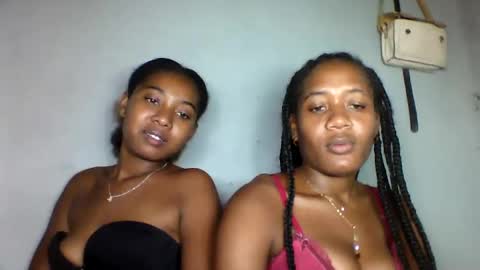 Snapshot of florencia011 chatting on 7, 3, 2025 florencia011 online show from 7, 3, 2025