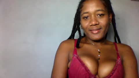 Snapshot of florencia011 chatting on 11, 3, 2025 florencia011 online show from 11, 3, 2025