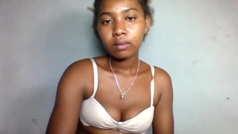 Snapshot of florencia011 chatting on 12, 3, 2025 florencia011 online show from 12, 3, 2025