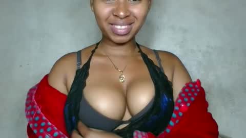 Snapshot of florencia011 chatting on 23, 10, 2025 florencia011 online show from 23, 10, 2025