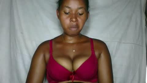 Snapshot of florencia011 chatting on 25, 11, 2025 florencia011 online show from 25, 11, 2025