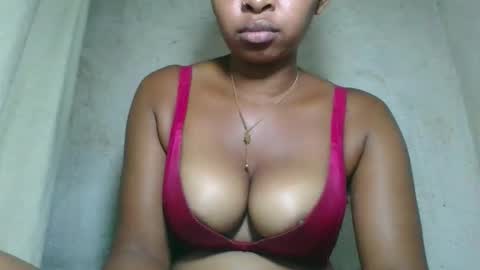 Snapshot of florencia011 chatting on 5, 5, 2026 florencia011 online show from 5, 5, 2026