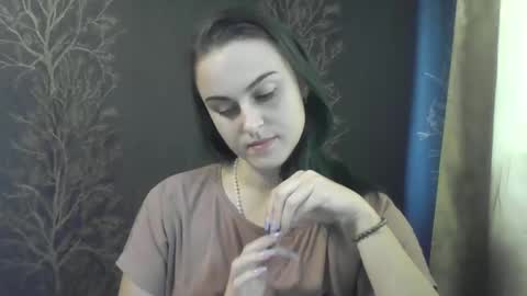 Snapshot of flower_bluee chatting on 9, 1, 2025 Ambika 3 online show from 9, 1, 2025