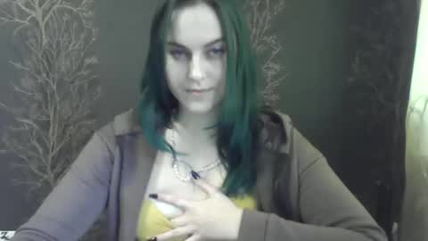 Snapshot of flower_bluee chatting on 6, 2, 2025 Ambika 3 online show from 6, 2, 2025