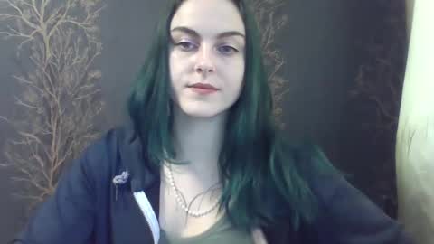 Snapshot of flower_bluee chatting on 7, 2, 2025 Ambika 3 online show from 7, 2, 2025