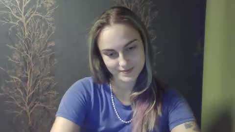 Snapshot of flower_bluee chatting on 10, 9, 2025 Ambika 3 online show from 10, 9, 2025