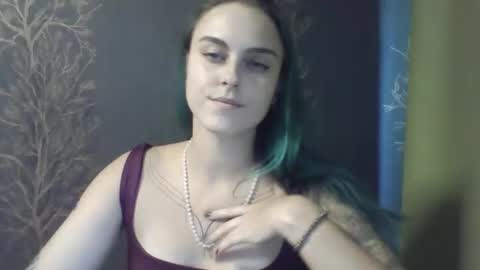 Snapshot of flower_bluee chatting on 25, 9, 2025 Ambika 3 online show from 25, 9, 2025