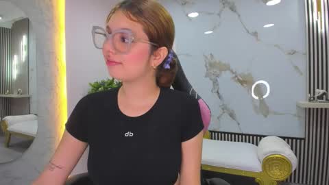 Snapshot of flower_dulce chatting on 16, 9, 2025 Dulce online show from 16, 9, 2025
