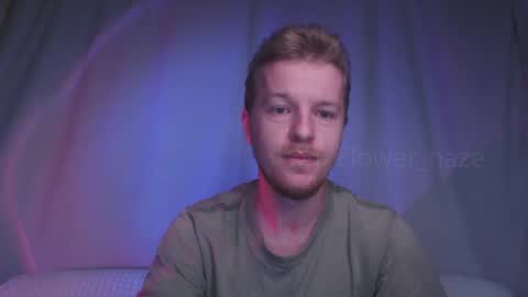 Snapshot of flower_haze chatting on 4, 12, 2024 Alexander online show from 4, 12, 2024