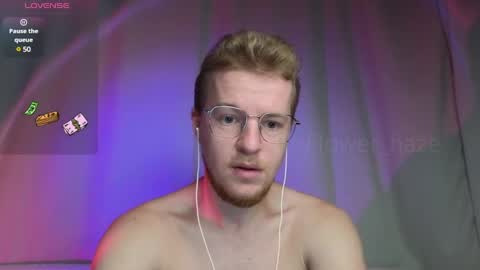 Snapshot of flower_haze chatting on 19, 12, 2024 Alexander online show from 19, 12, 2024