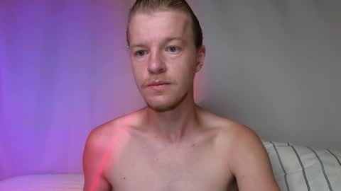 Snapshot of flower_haze chatting on 21, 9, 2025 Alexander online show from 21, 9, 2025