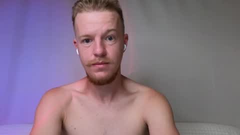 Snapshot of flower_haze chatting on 9, 10, 2025 Alexander online show from 9, 10, 2025